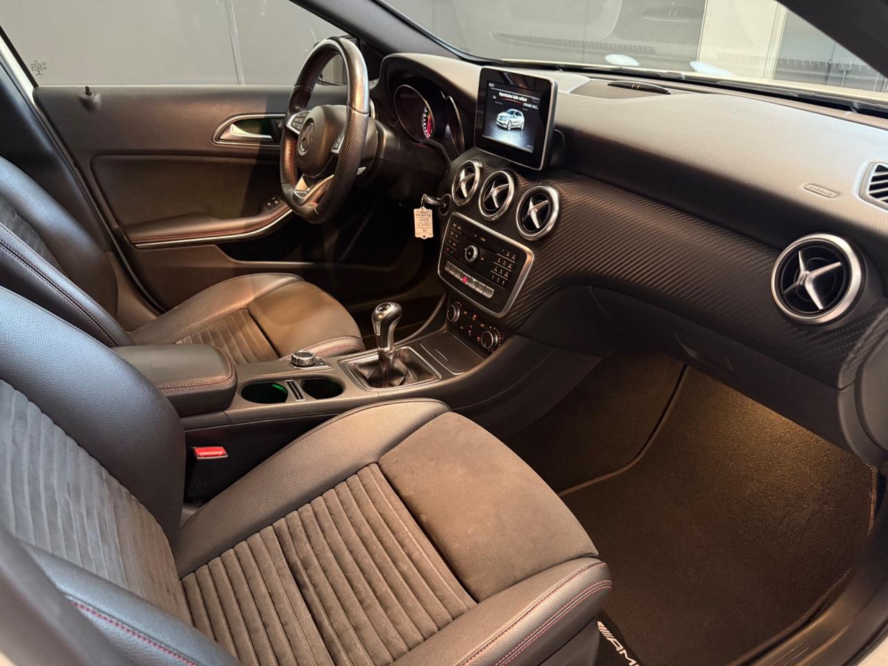 Mercedes-benz A 180 Premium Amg Night Edition