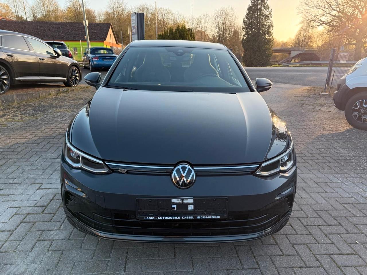 Volkswagen Golf VIII Lim. R-Line