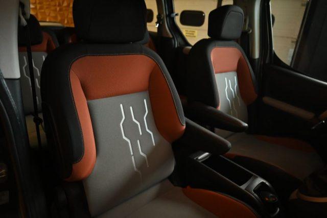 PEUGEOT Partner TEPEE 1.6 HDI 92CV STYLE TETTO ISOFIX 5POSTI NUOVO