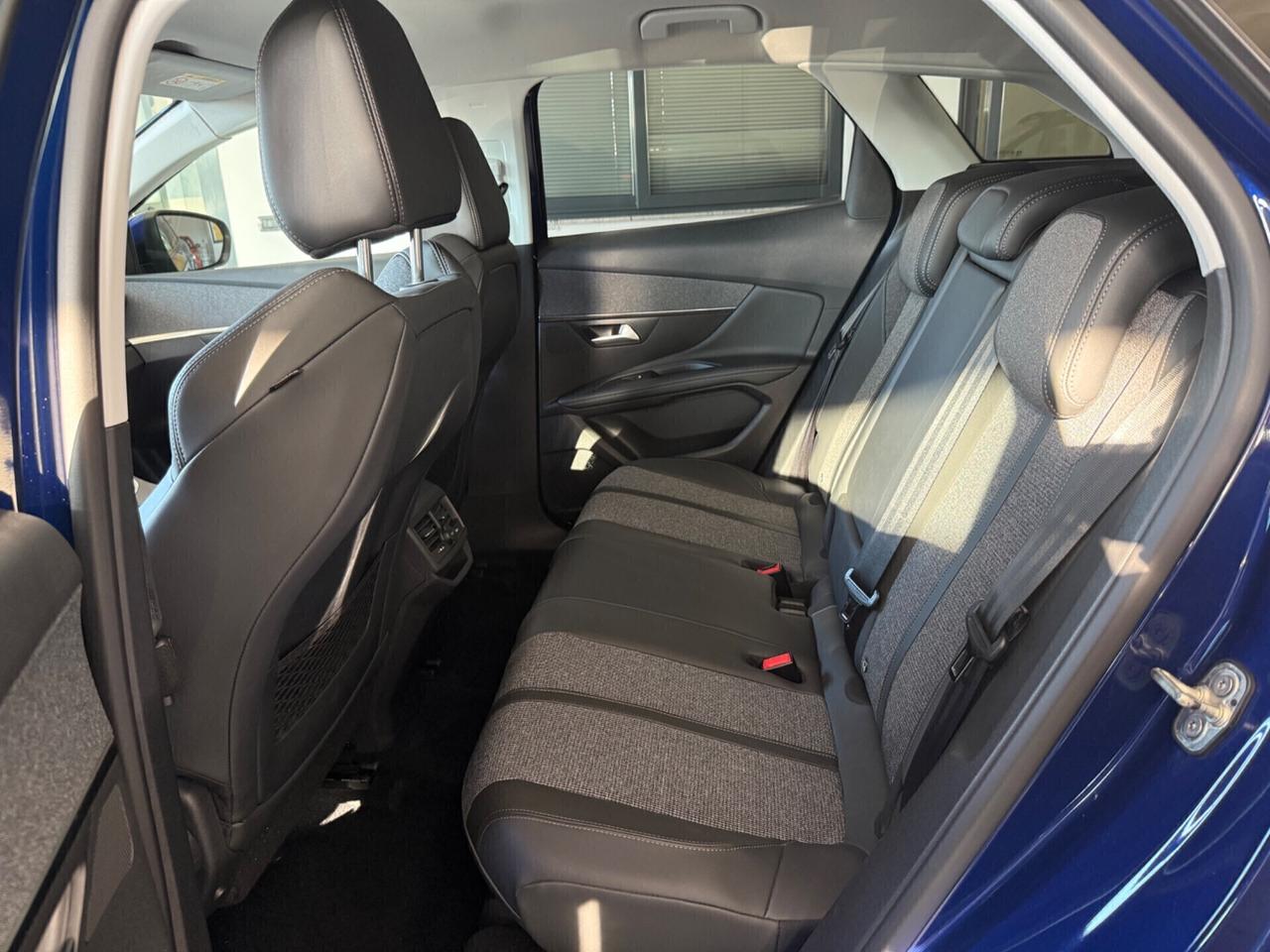 Peugeot 3008 BlueHDi 130 S&S Allure
