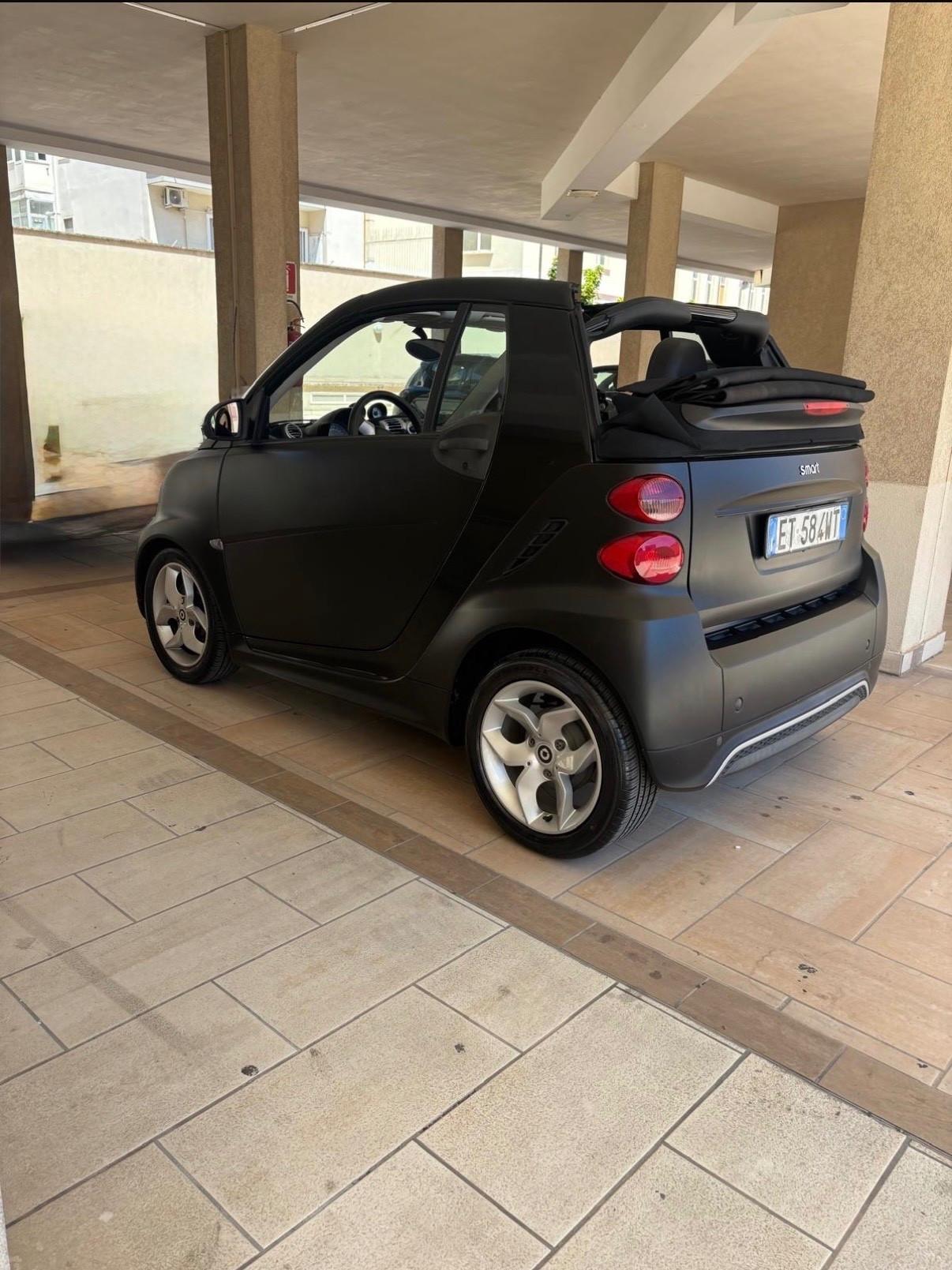 Smart ForTwo 1000 52 kW MHD cabrio pulse