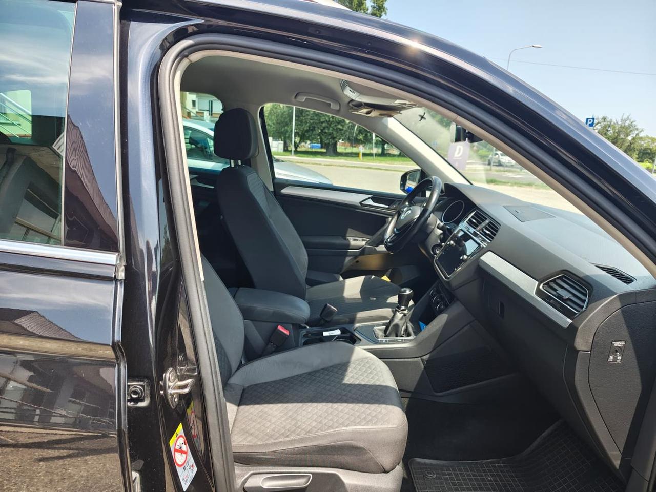 Volkswagen Tiguan Business 1.6 TDI #11814