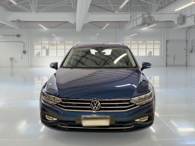 VOLKSWAGEN PASSAT VARIANT 2.0 TDI SCR EVO 110 KW BUSINESS DSG STATION WAGON