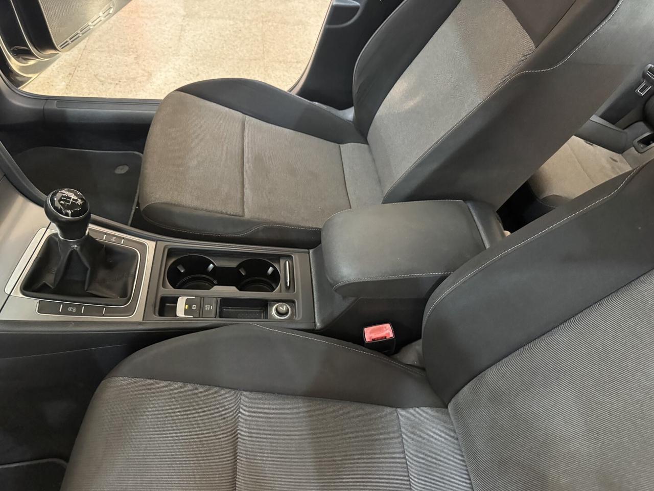 GOLF 7 TDi 1.6 cc. 90 cv.