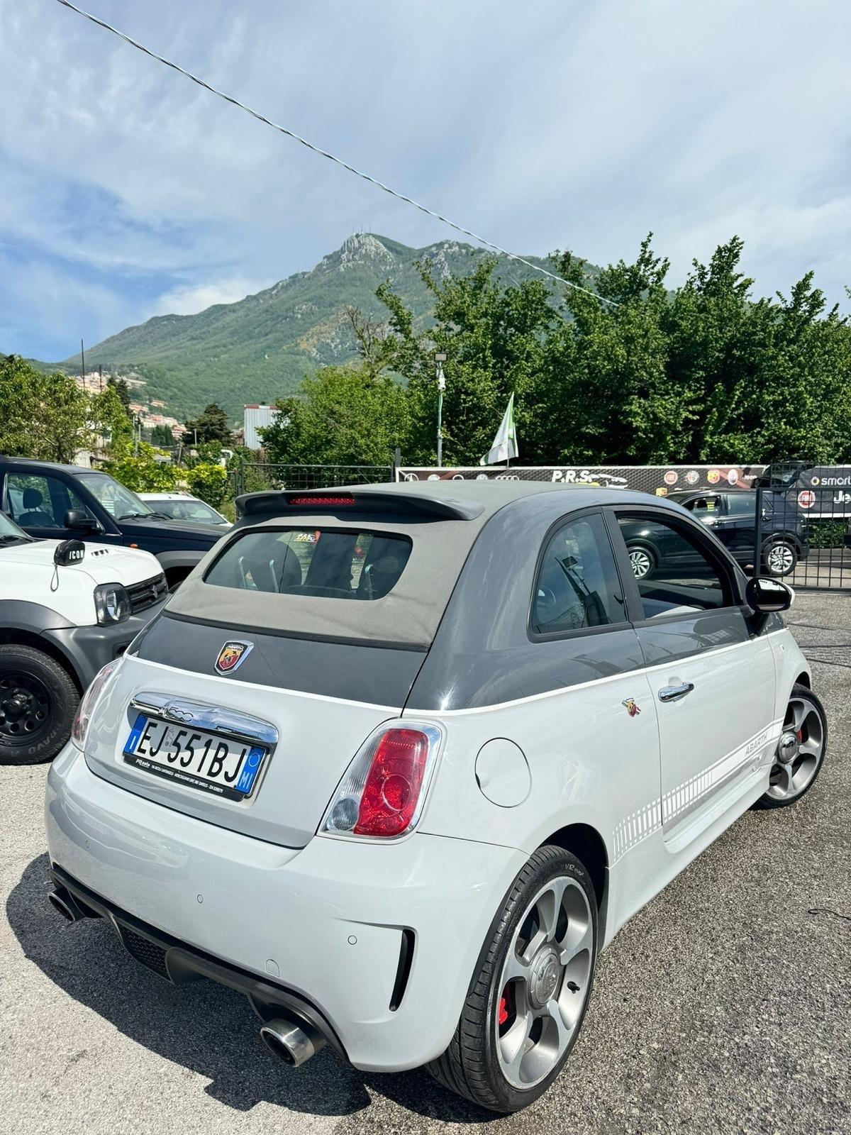 Abarth 500 C 1.4 Turbo T-Jet MTA Bicolore