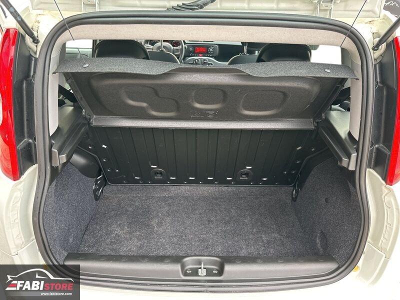 FIAT Panda Panda 1.2 Pop 69 Cv 5 POSTI - Ruotino, Clima, Radio ecc