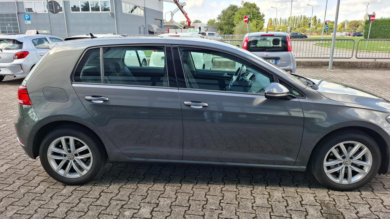 Volkswagen Golf 5 Porte Golf 5p 1.6 tdi Business 115cv dsg