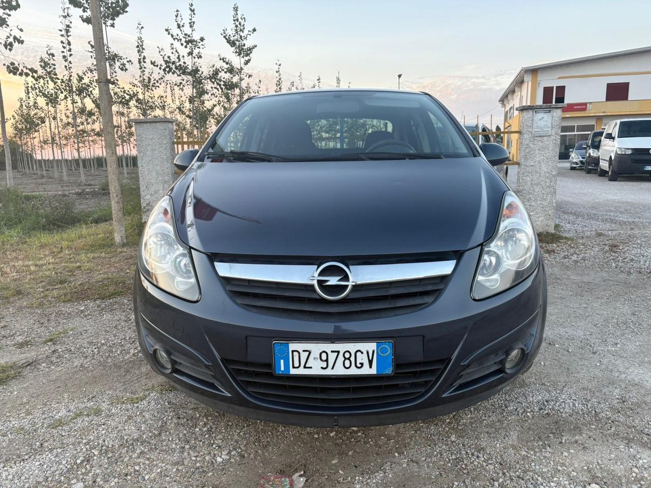 Opel Corsa 1.2 5 porte Edition