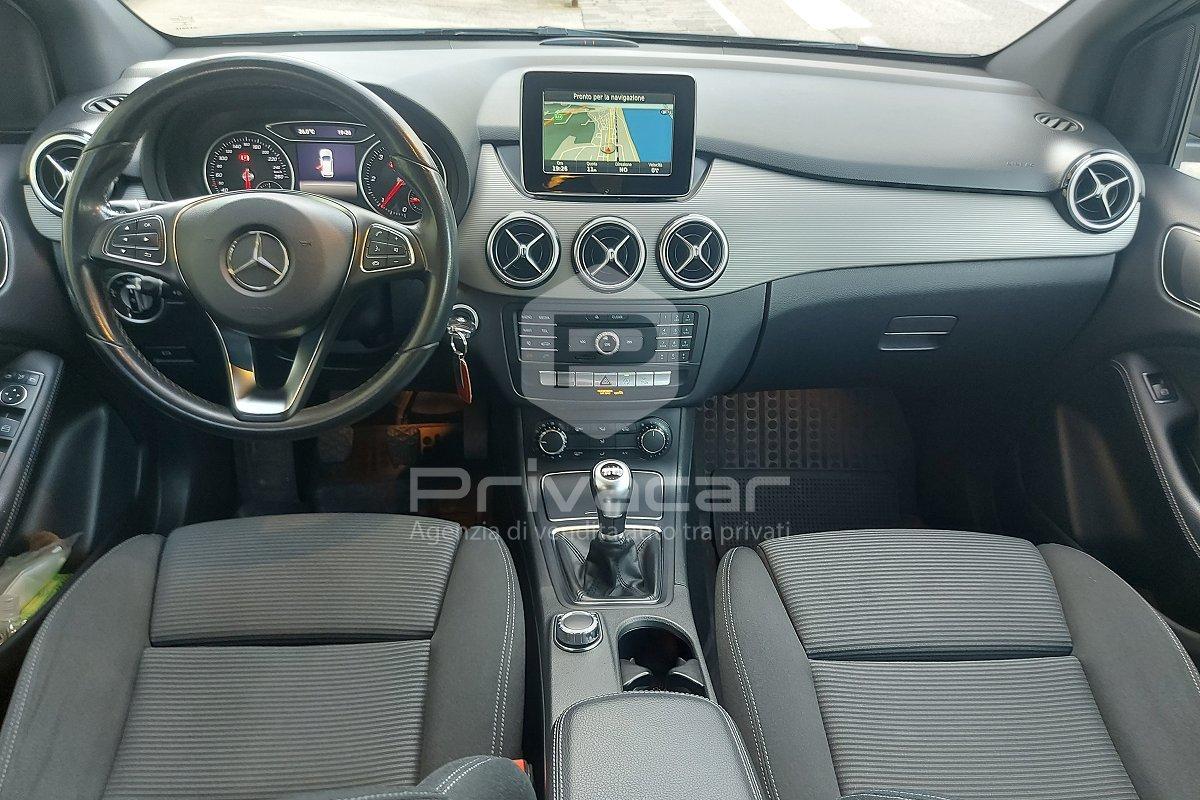 MERCEDES B 180 d Business Extra