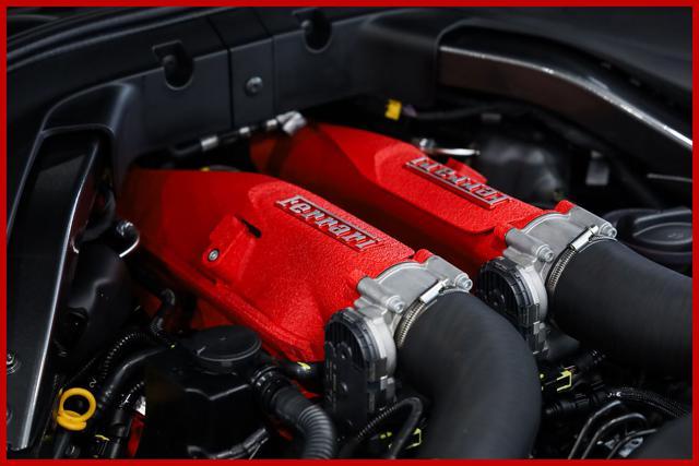 FERRARI Portofino M|SCUDETTI|INTERFACCIA SMARTPHONE|IVA ESP