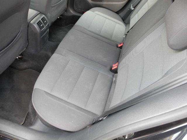 VOLKSWAGEN Golf 1.6 TDI DPF 5p. Comfortline - "UNICO PROPRIETARIO"