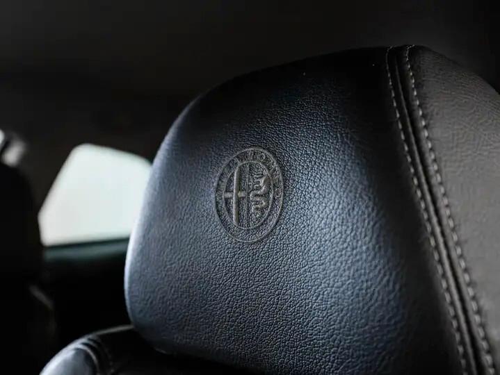 Alfa Romeo GT 1.8 16V TS Distinctive