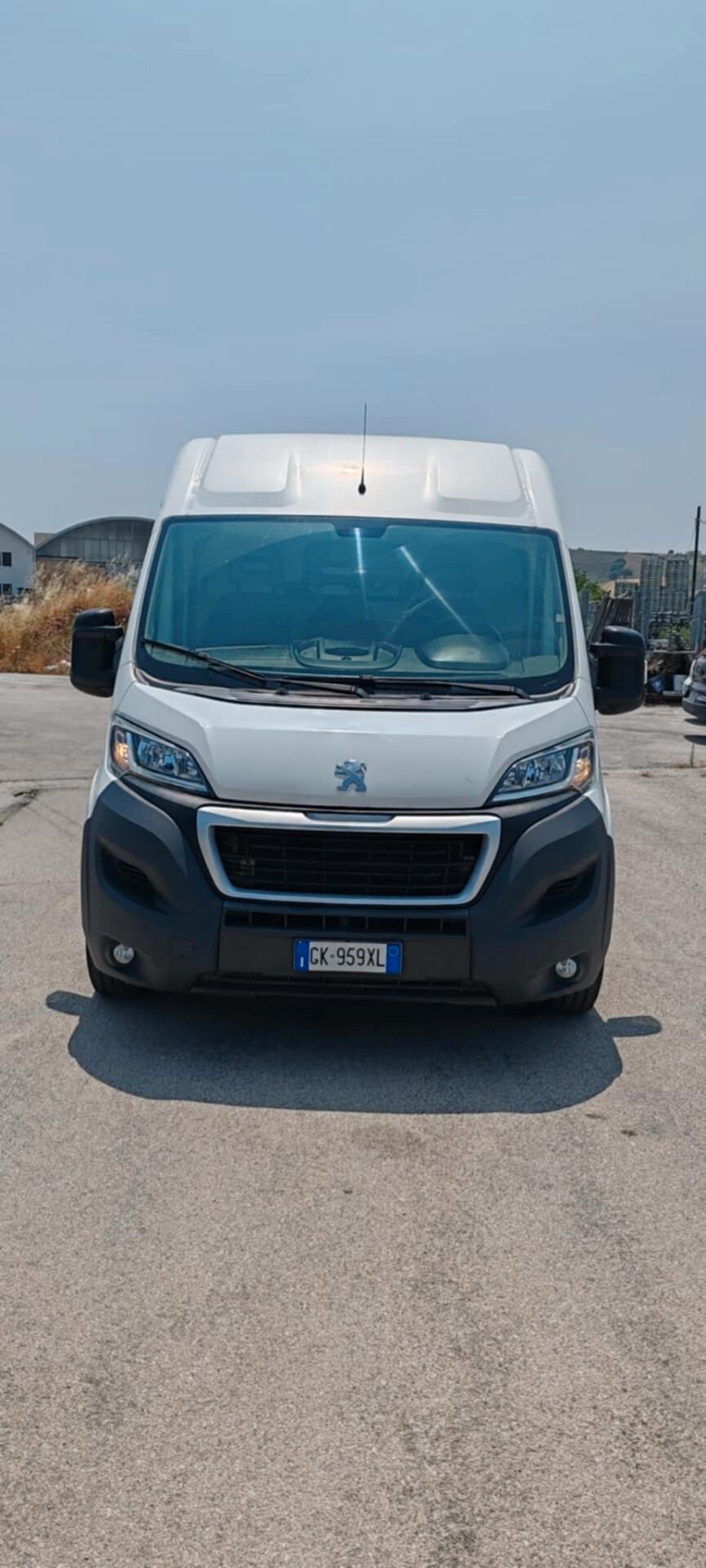 Peugeot Boxer 335 2.2 HDi 130CV Furgone Alto