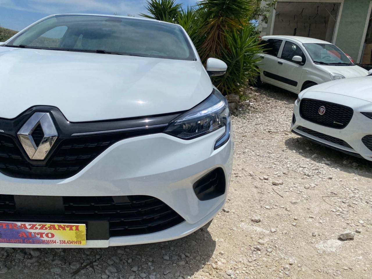 Renault NEW Clio BluedCi 85CV FULL LED/NAVI2020