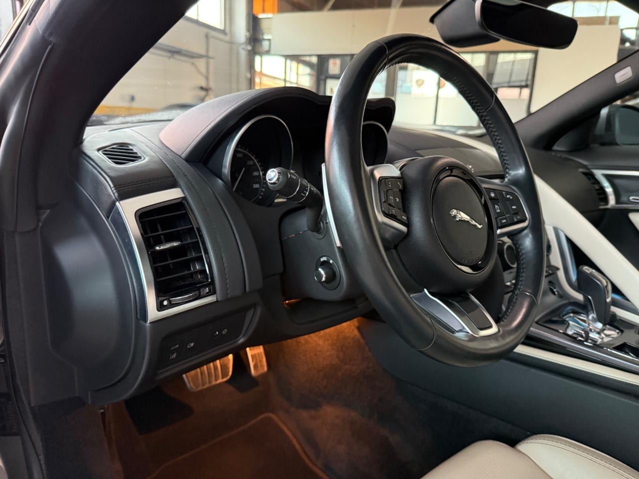 Jaguar F-Type 3.0 V6 aut. Coupé S