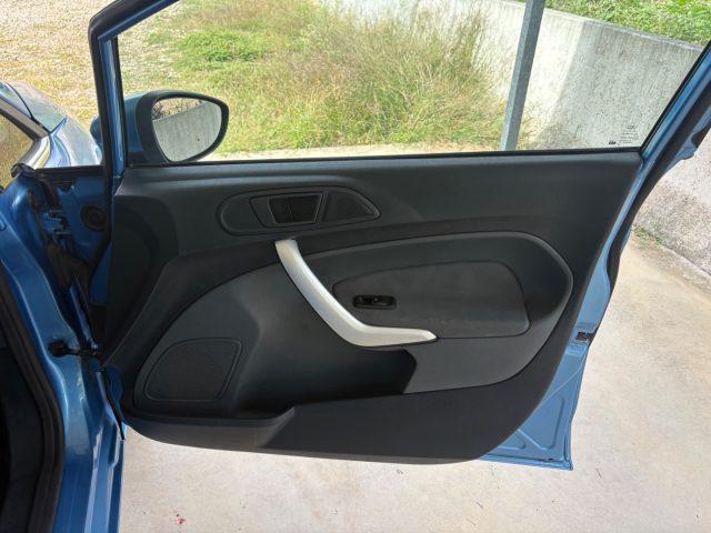 FORD Fiesta 1.2 82 CV 5 porte Titanium OK NEOPATENTATI