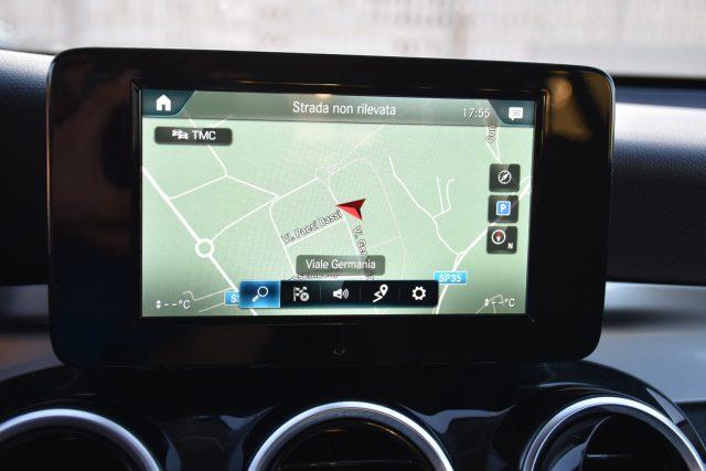 MERCEDES-BENZ GLC 200 d 4Matic Business *Navigatore, Sedili riscaldati*