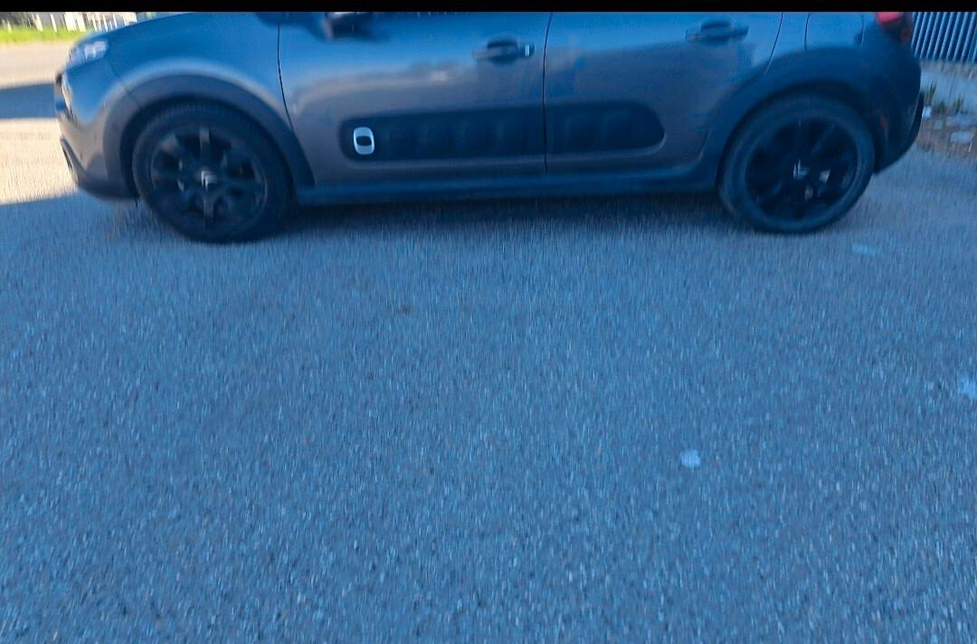 Citroen C3 PureTech 82 GPL Shine