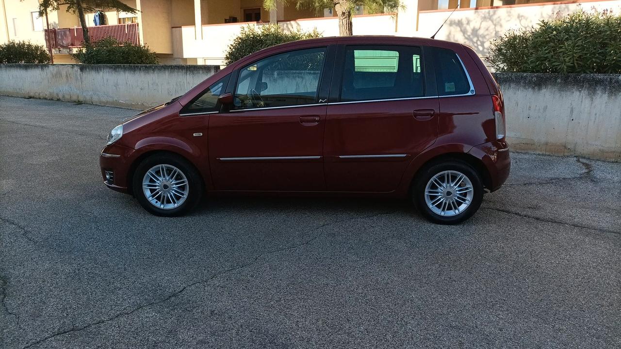 Lancia MUSA 1.3 Mjt 90 CV Platinum