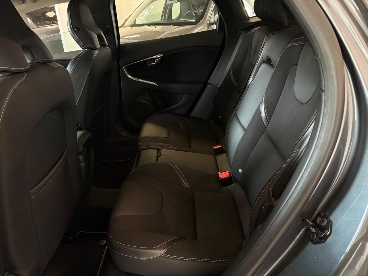 Volvo V40 D2 1.6