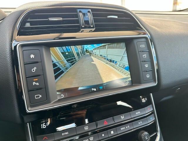 Jaguar XE 2.0 D Turbo aut. R-Sport