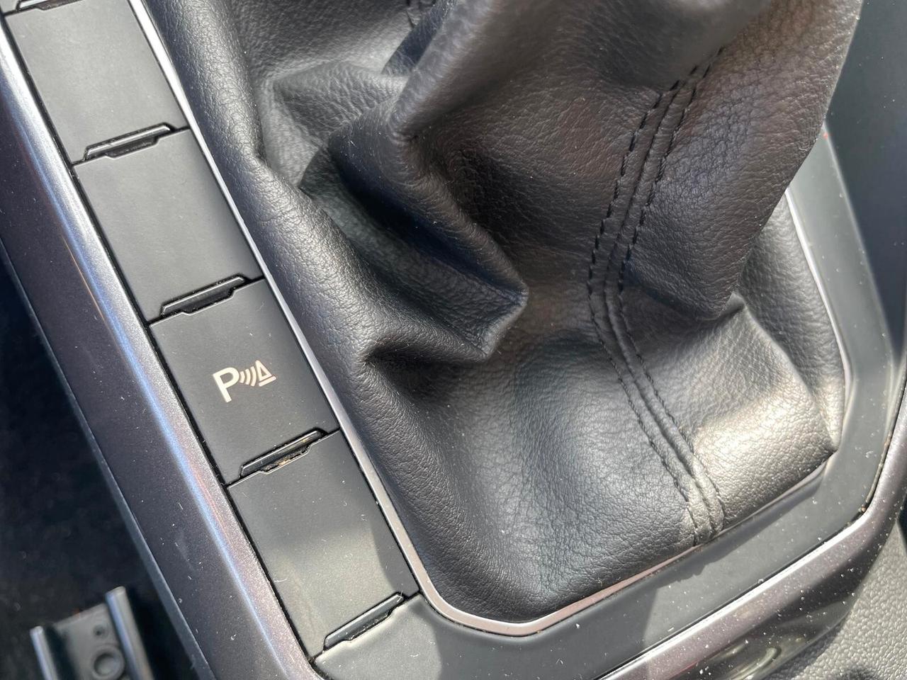 Volkswagen Polo 1.6 TDI 95 CV 5p. R-Line PER NEOPATENTATI