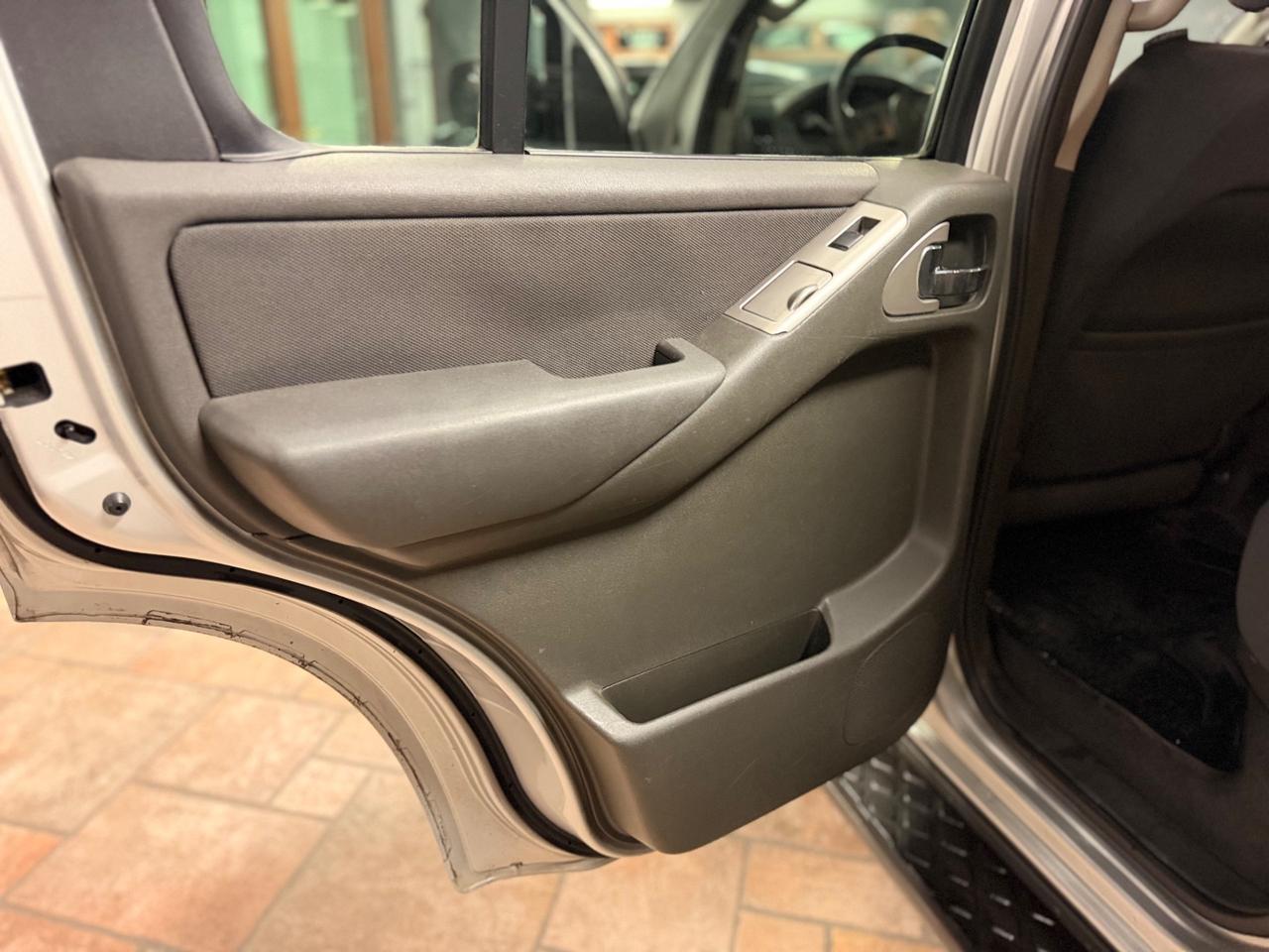 Nissan Pathfinder 2.5 dCi XE Plus