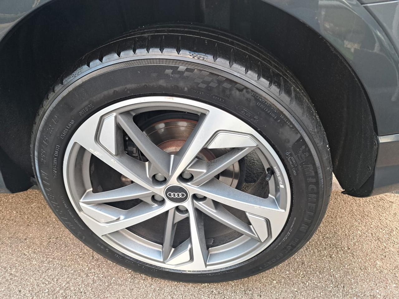 AUDI Q3 SPB 2.0 TDI 150 CV BUSINESS S-TRONIC