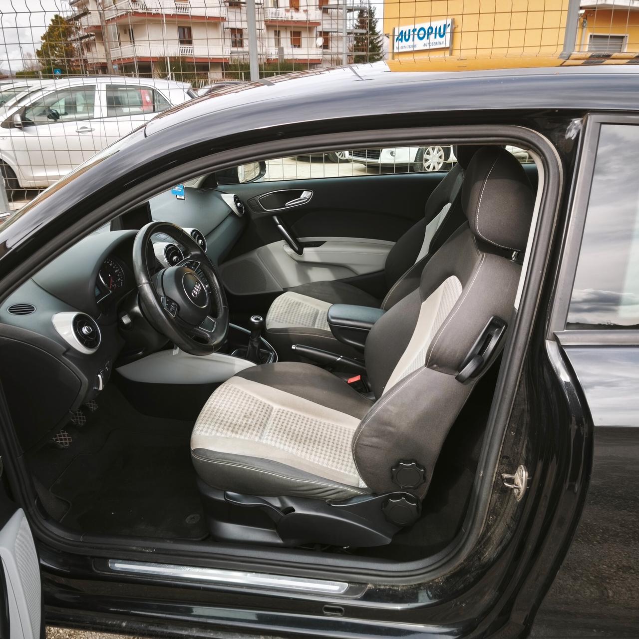 Audi A1 1.6 TDI 105 CV Ambition 3 p E5