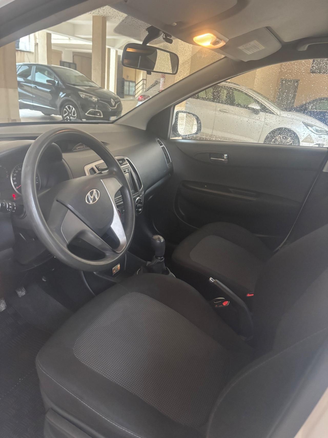 Hyundai i20 1.1 CRDi 5p. Sound Edition