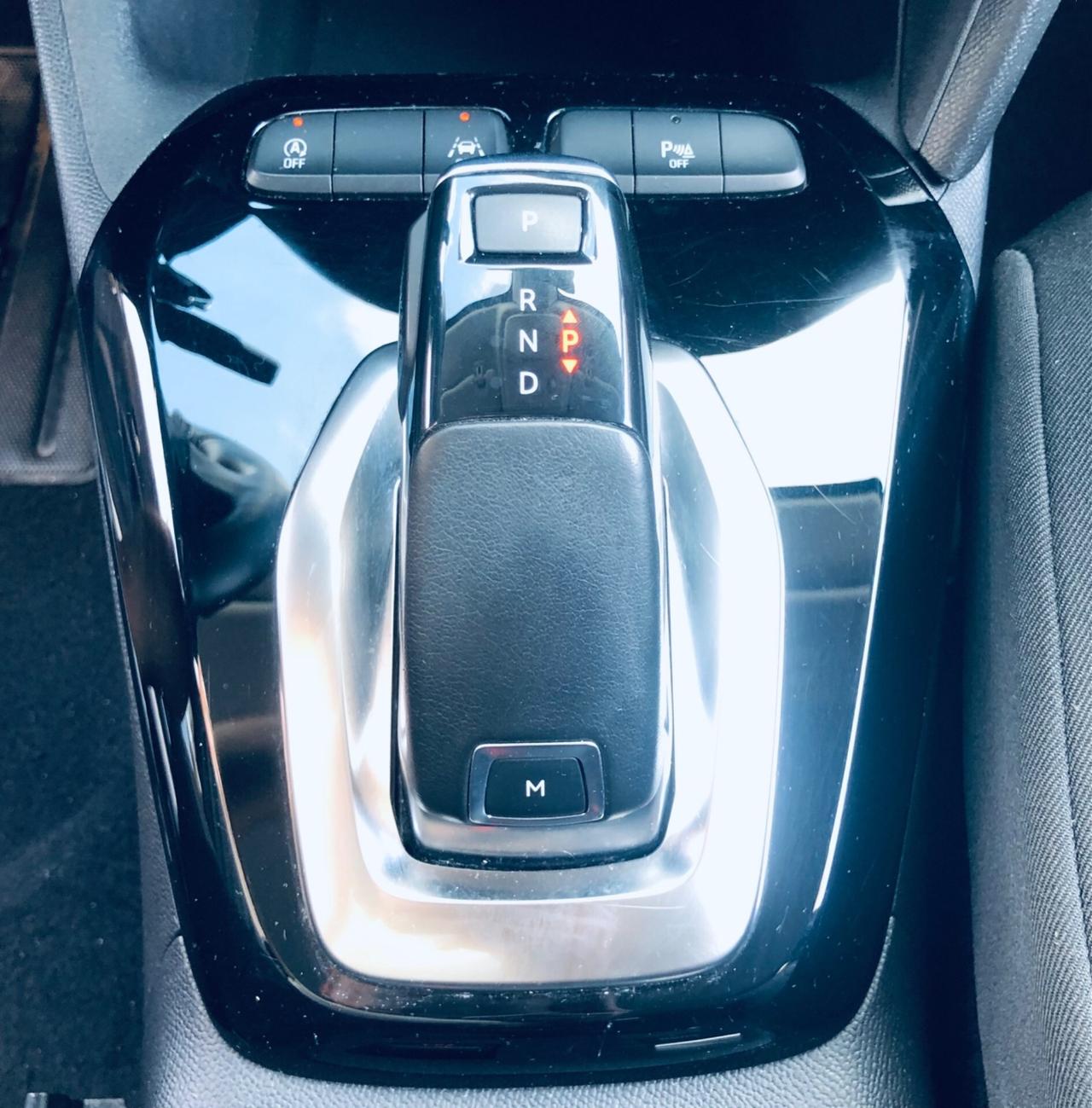 Opel Corsa 1.2 Edition AUTOMATICA