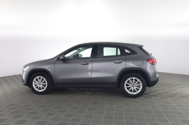 MERCEDES-BENZ CLA sse GLA GLA 200 d Automatic BUSINESS