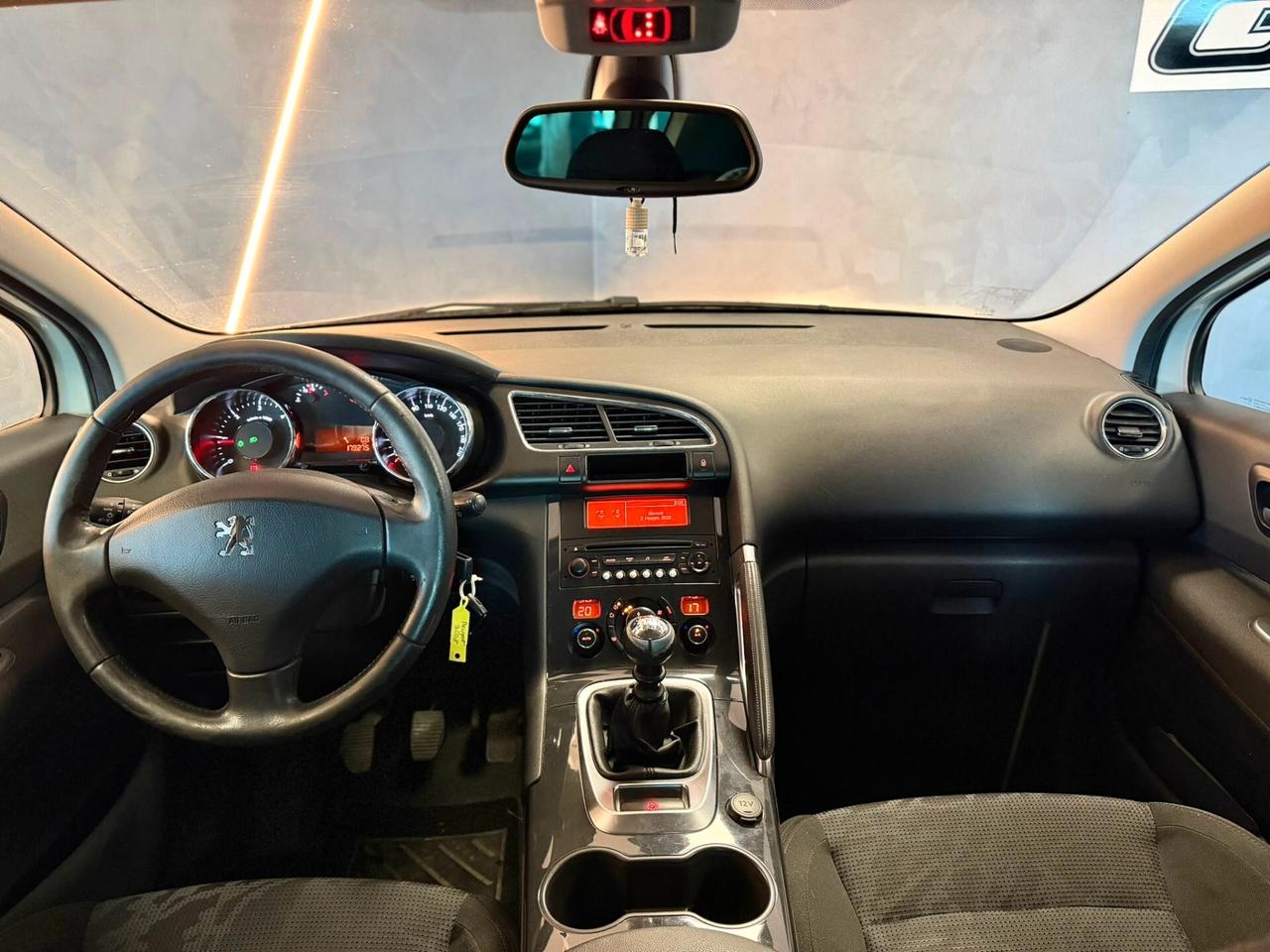 Peugeot 3008 1.6 HDi 110CV Tecno