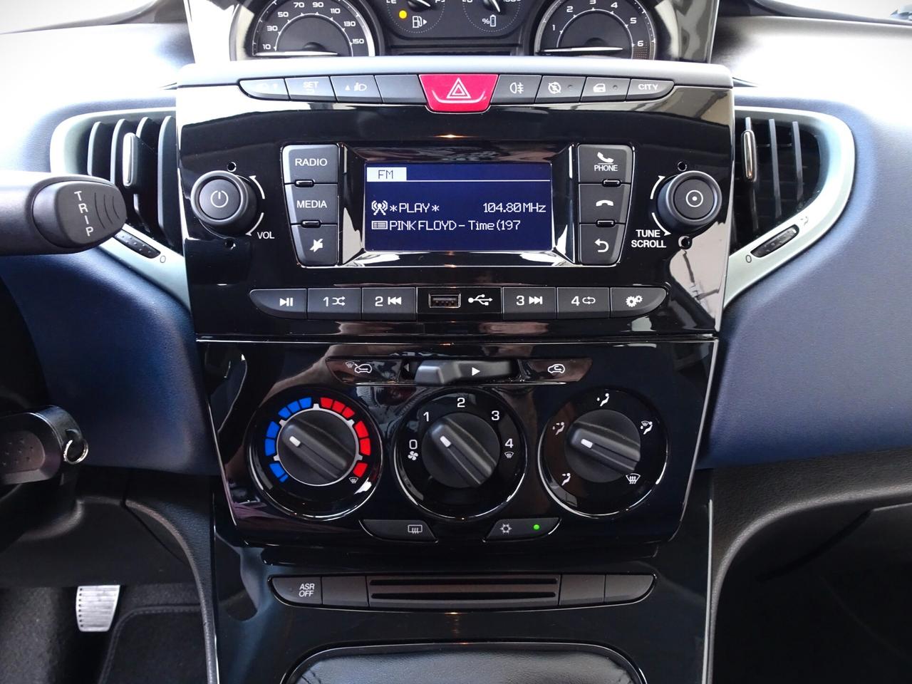Lancia YPSILON 1.0 Hybrid ORO 70CV *COME NUOVA*