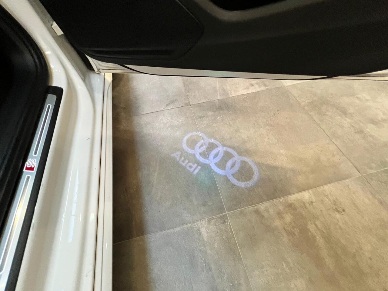 Audi A4 Avant 40 g-tron S tronic line edition