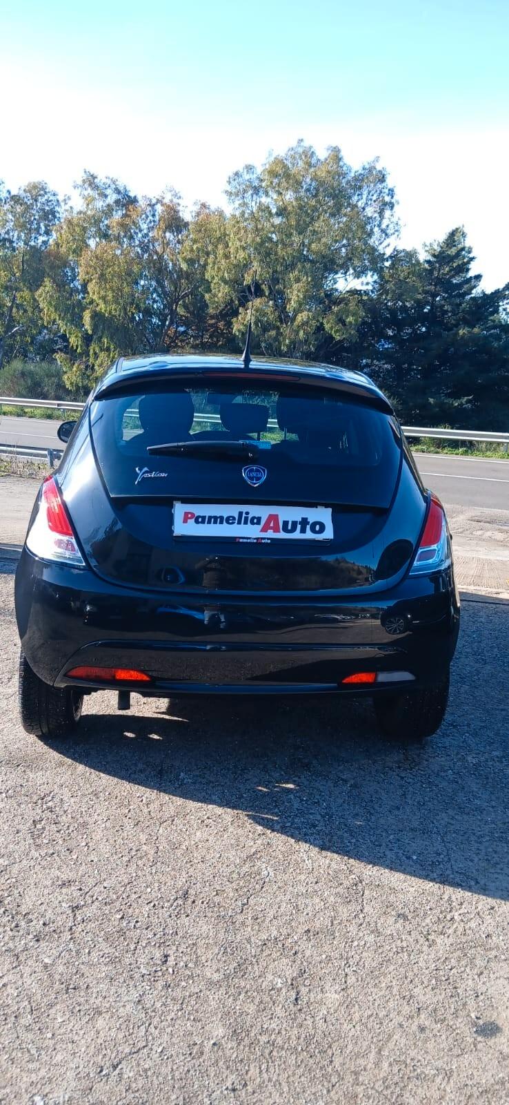 Lancia Ypsilon 1.2 69 CV GPL Gold - 2016