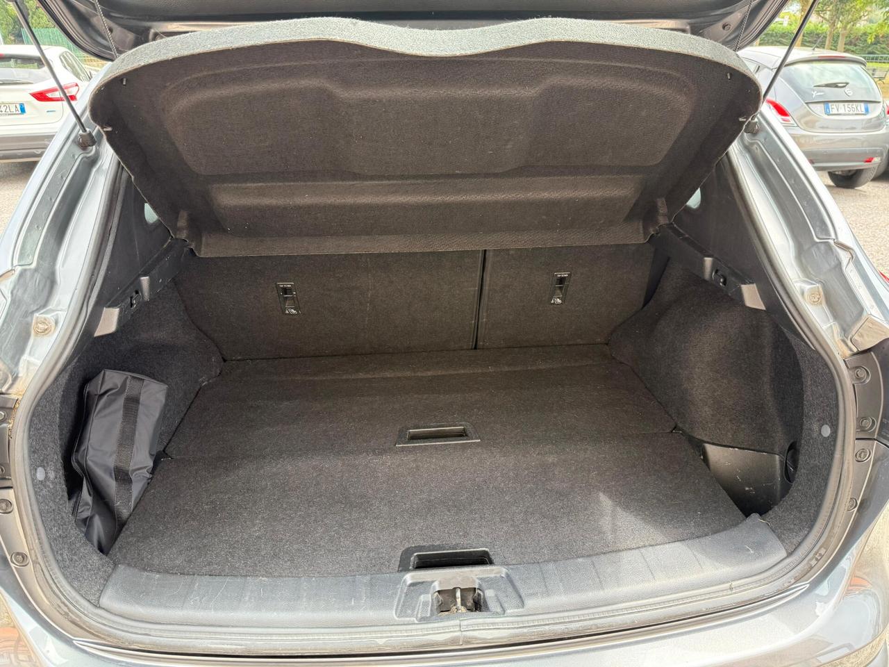 Nissan Qashqai 1.2 DIG-T Business