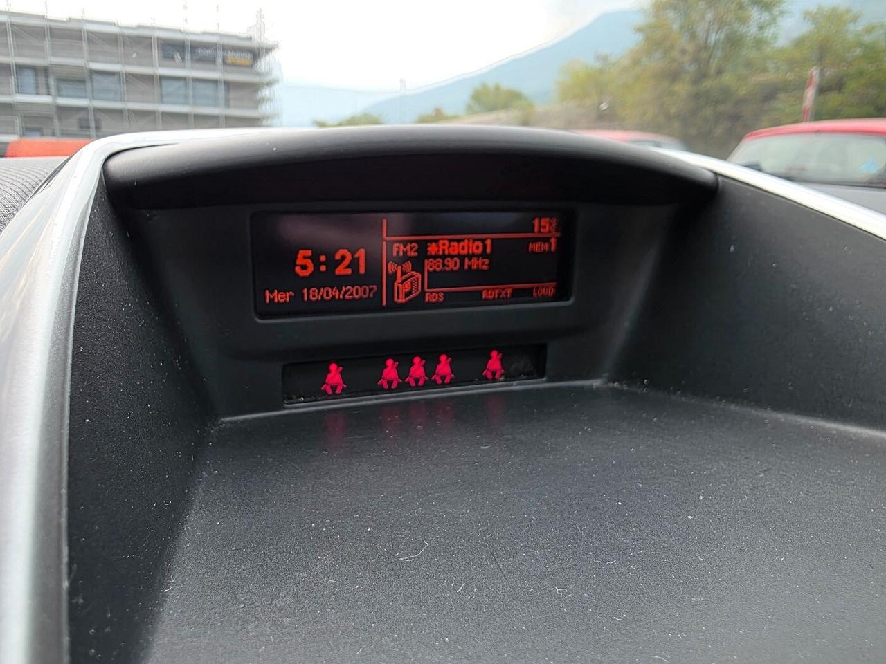 Peugeot 207 1.6 8V HDi 93CV 5p. Allure