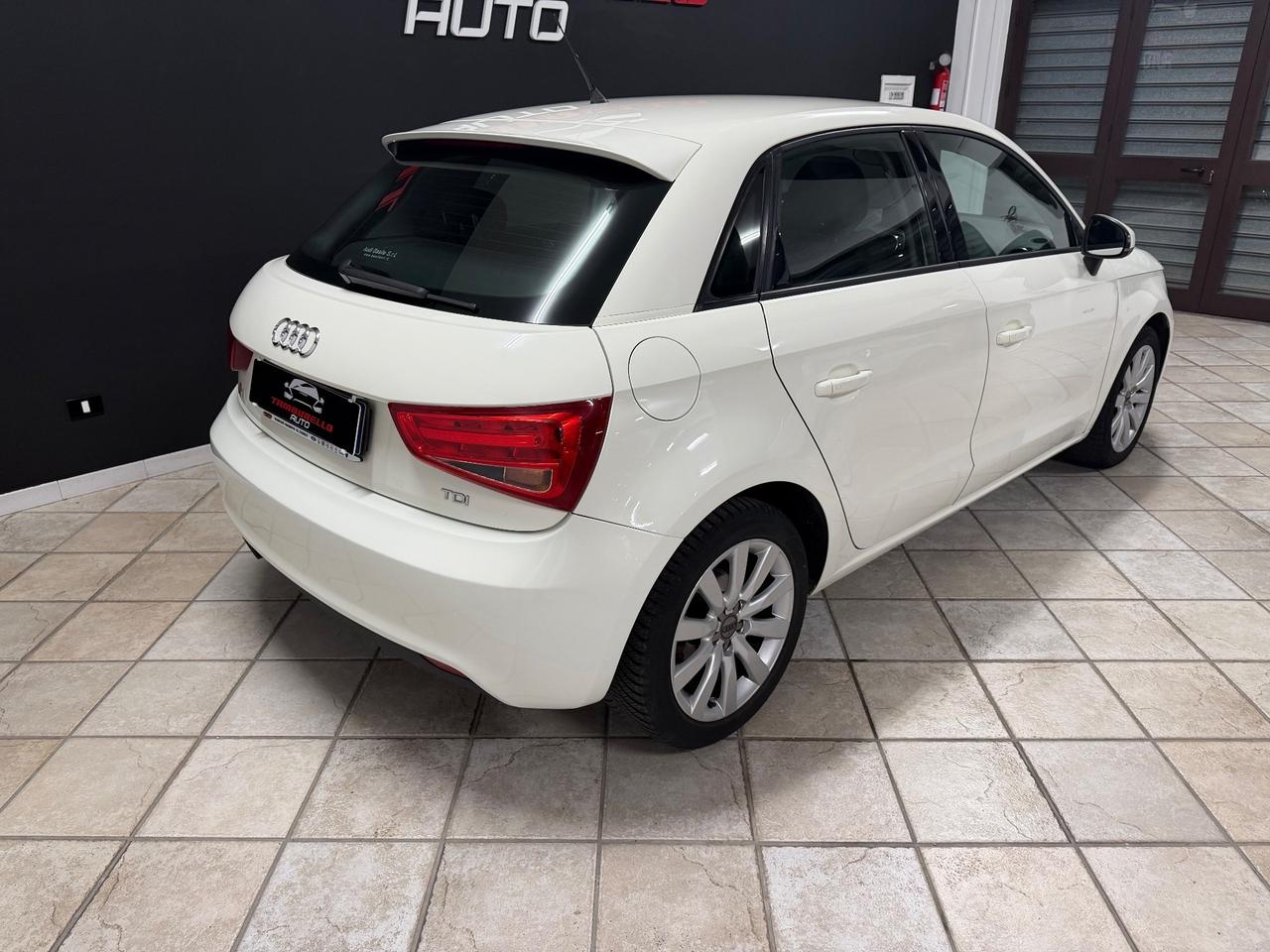 AUDI A1 1.6 TDI (90) SPB Ambition 2013