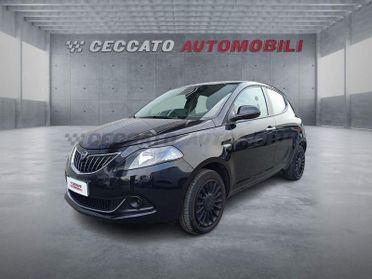 Lancia Ypsilon Ypsilon 1.0 firefly hybrid Silver s&s 70cv 5p.ti