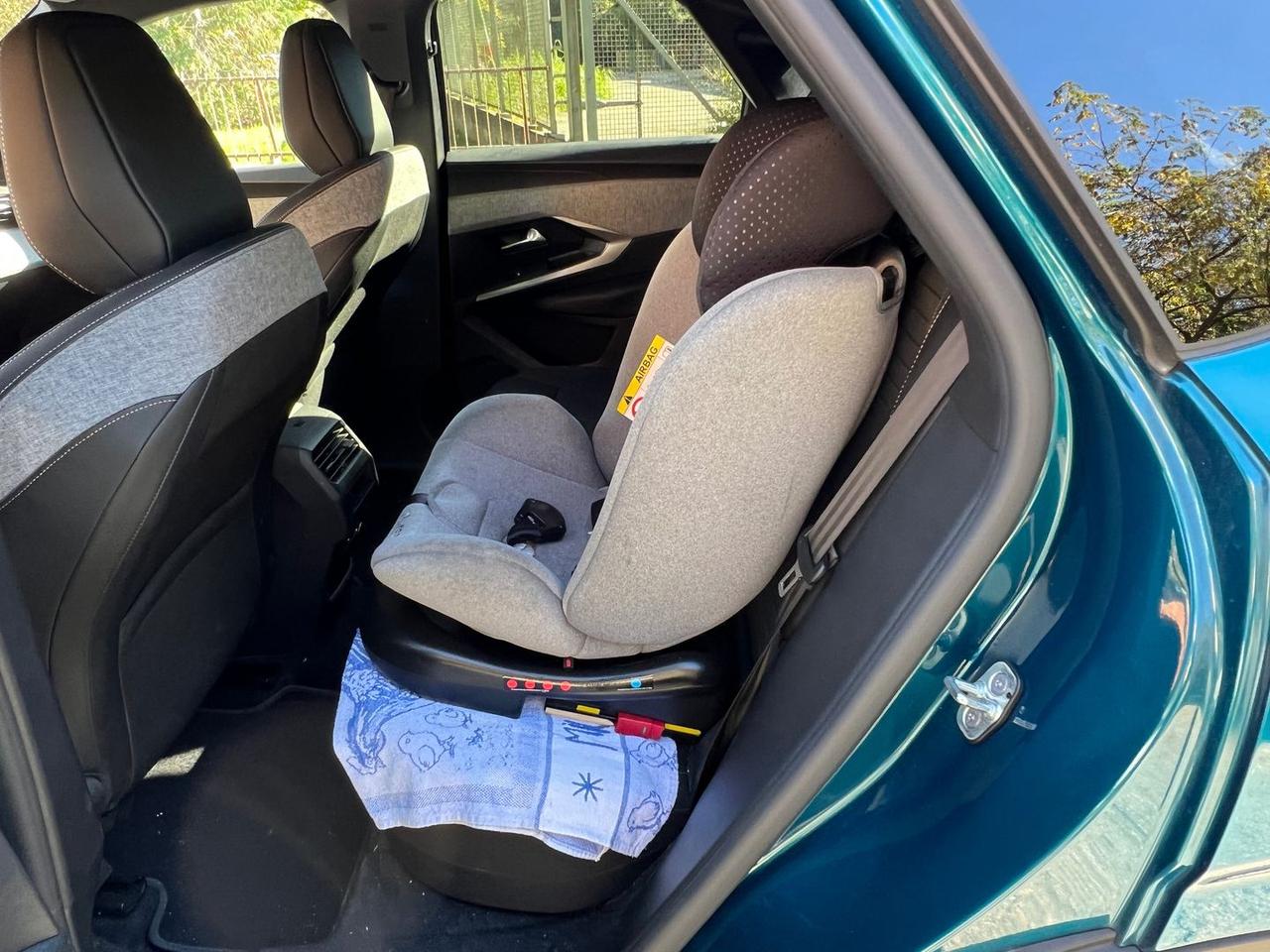 Peugeot 3008 Allure 1.2 136/145 MHEV #7449