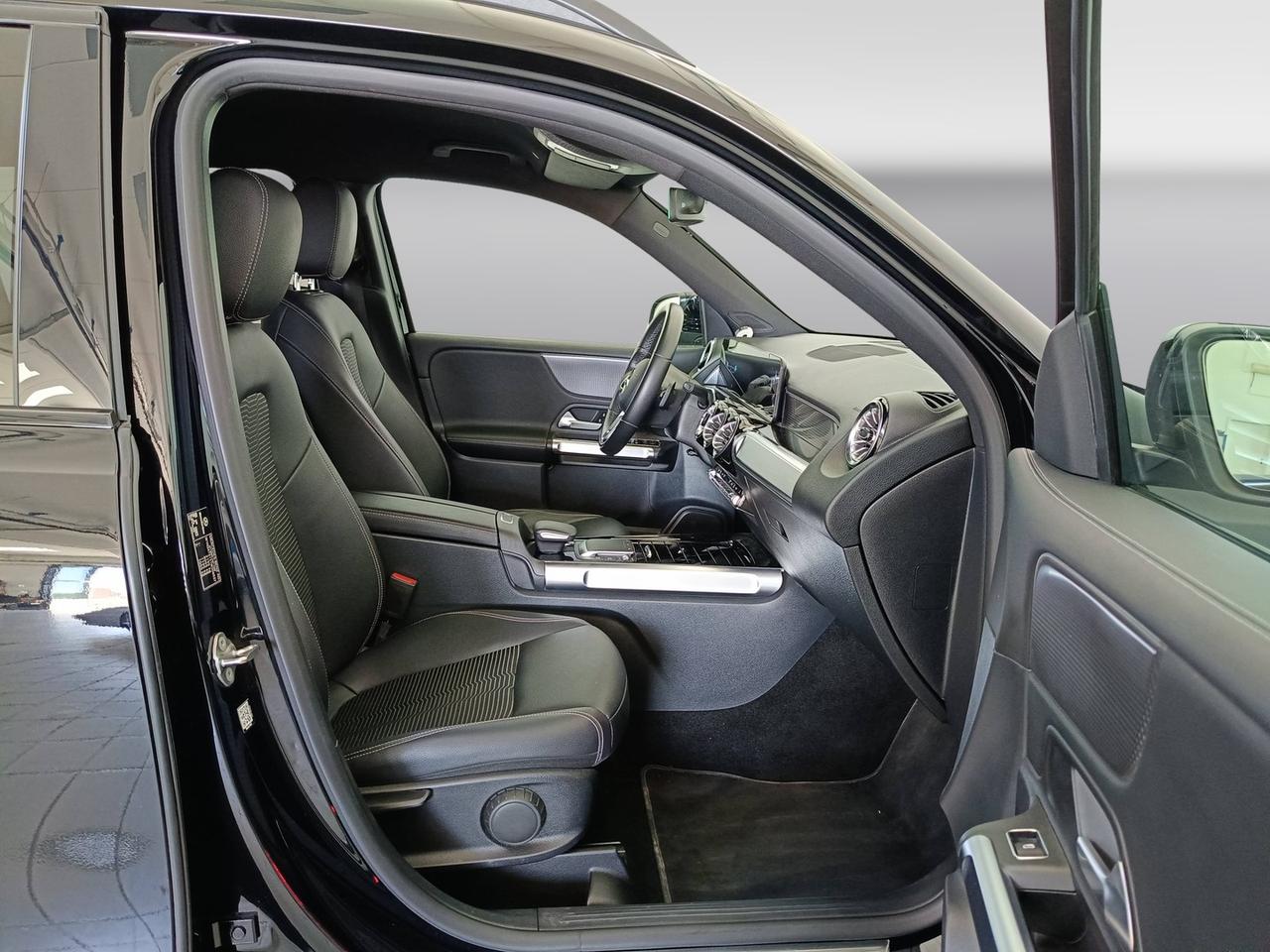 Mercedes-Benz GLB - X247 2019 - GLB 200 d Sport Plus auto