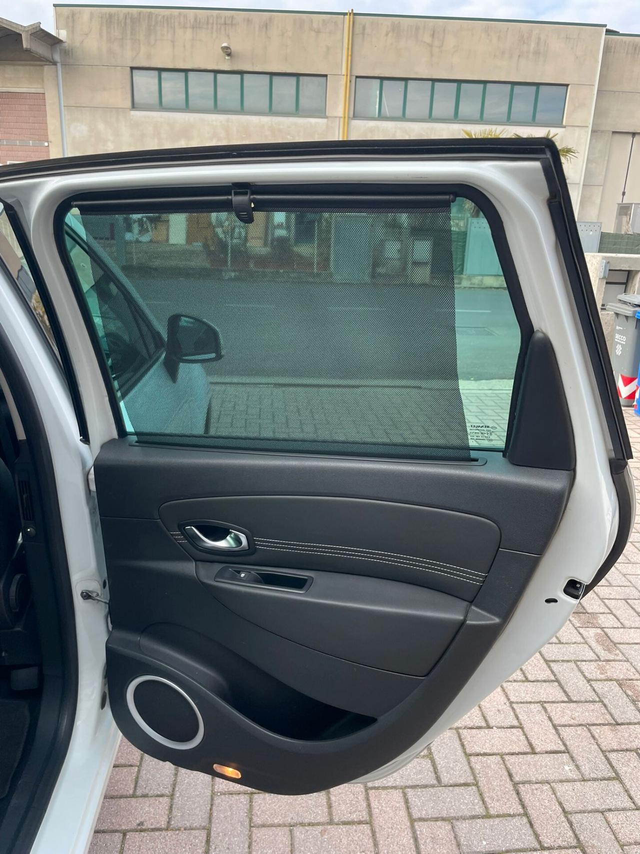 Renault Scenic X-Mod 1.5 dCi 110CV Luxe Ok neopatentati