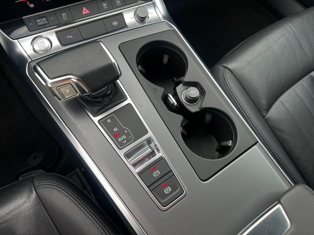Audi A6 Avant 40 2.0 tdi mhev Business s-tronic