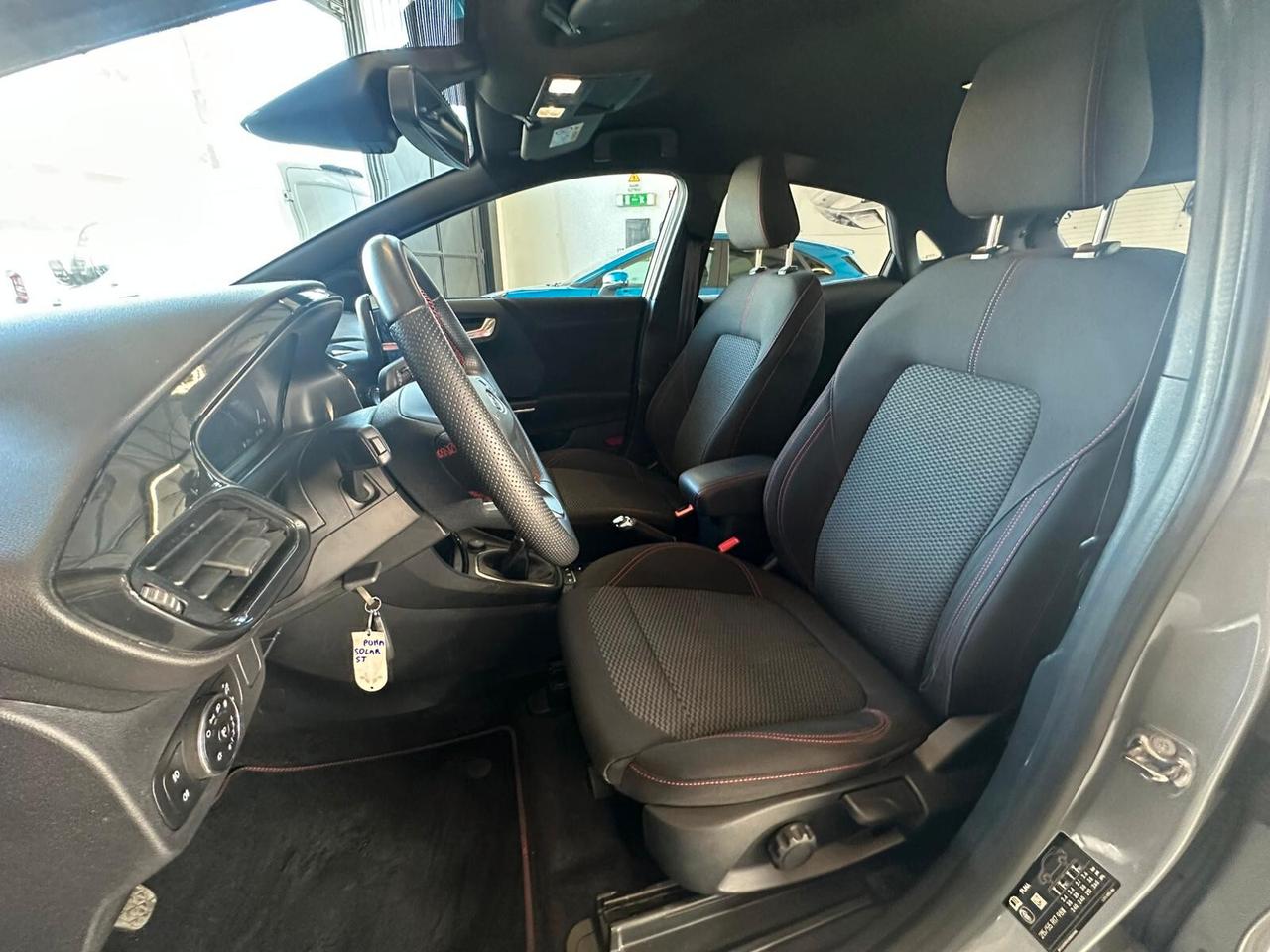 Ford Puma Hybrid ST-Line