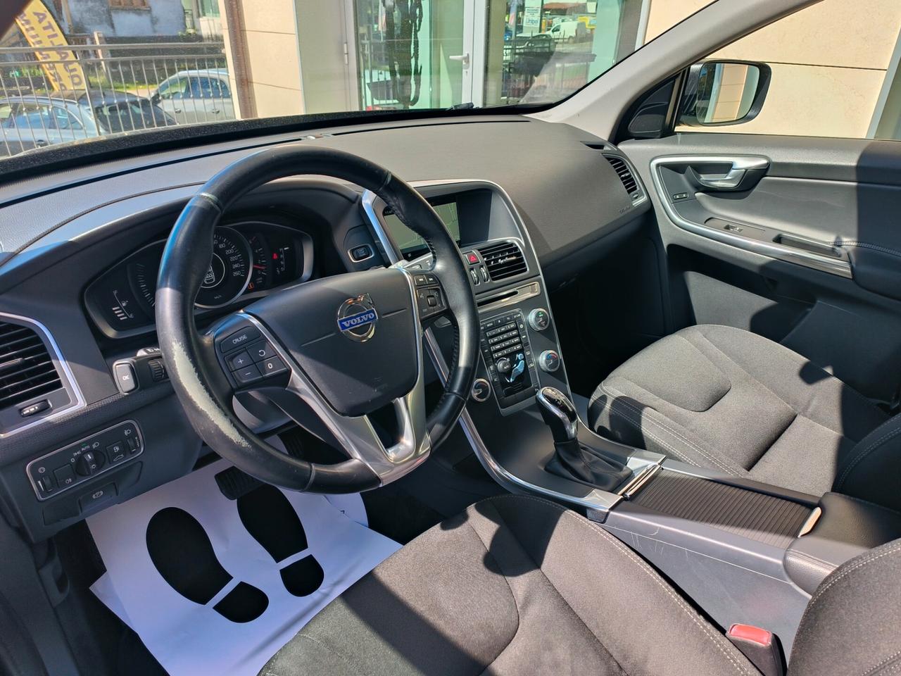 Volvo XC 60 XC60 D3 Geartronic Momentum