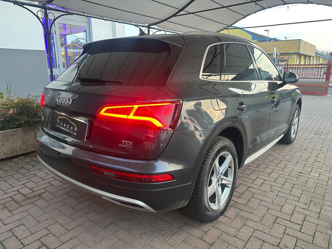 Audi Q5 Sport 2.0 35 TDI #7429