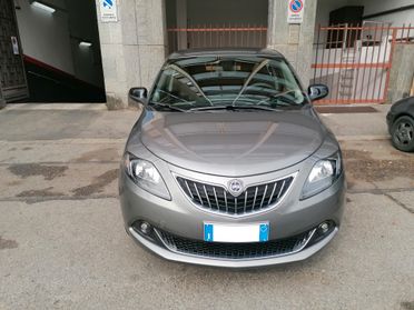 Lancia Ypsilon 1.0 FireFly 5 porte S&S Hybrid Gold Plus