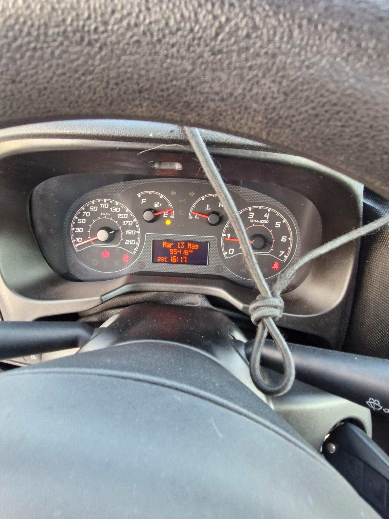 Fiat Fiorino 1.3 MJT 95CV Cargo SX
