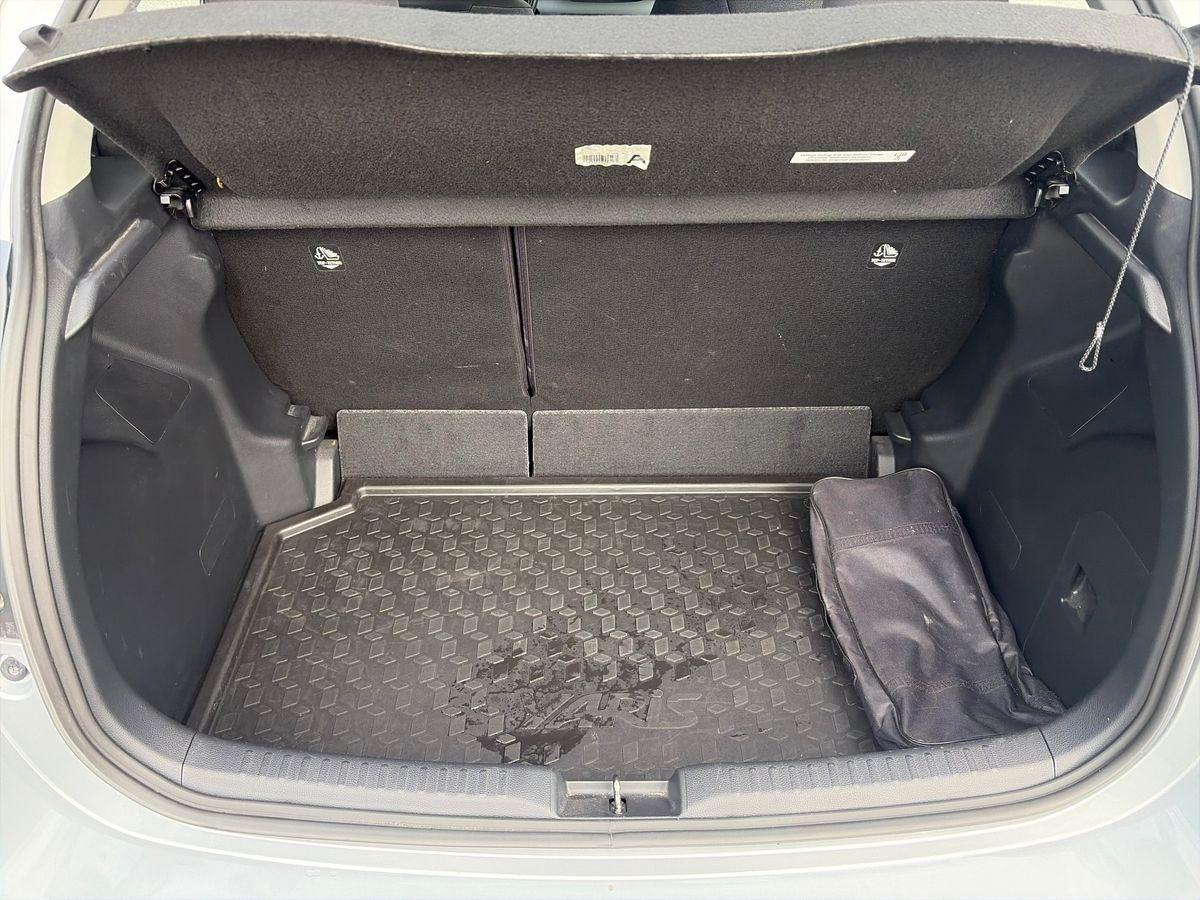 TOYOTA Yaris 4ª serie - Yaris 1.0 5 porte Trend